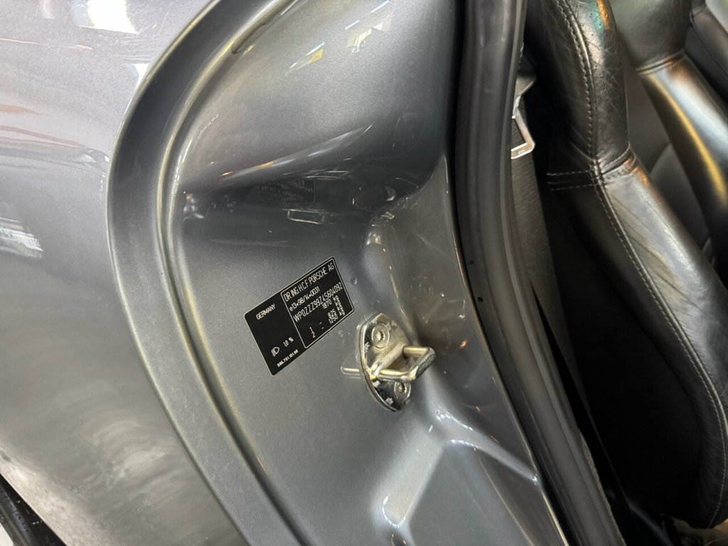 Used Porsche 911 2004 for sale - 77507279: Photo 23