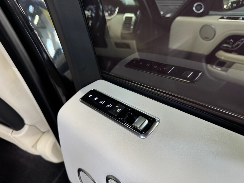 Used Land Rover Range Rover 2018 for sale - 76048533: Photo 33
