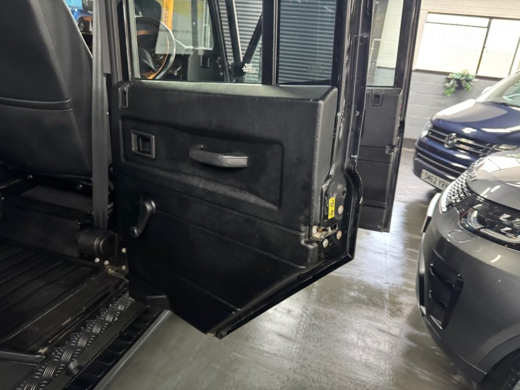 Used Land Rover Defender 2009 for sale - 76631873: Photo 20