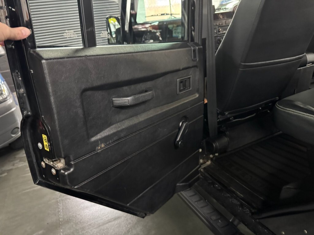 Used Land Rover Defender 2009 for sale - 76631873: Photo 22