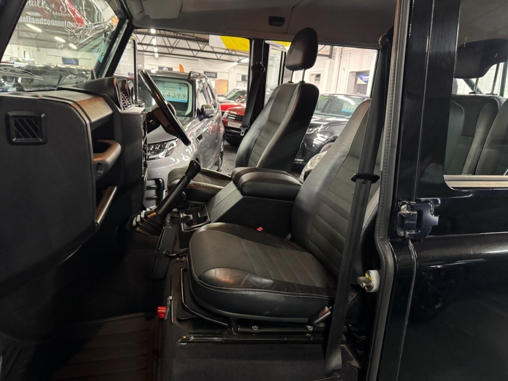 Used Land Rover Defender 2009 for sale - 76631873: Photo 26