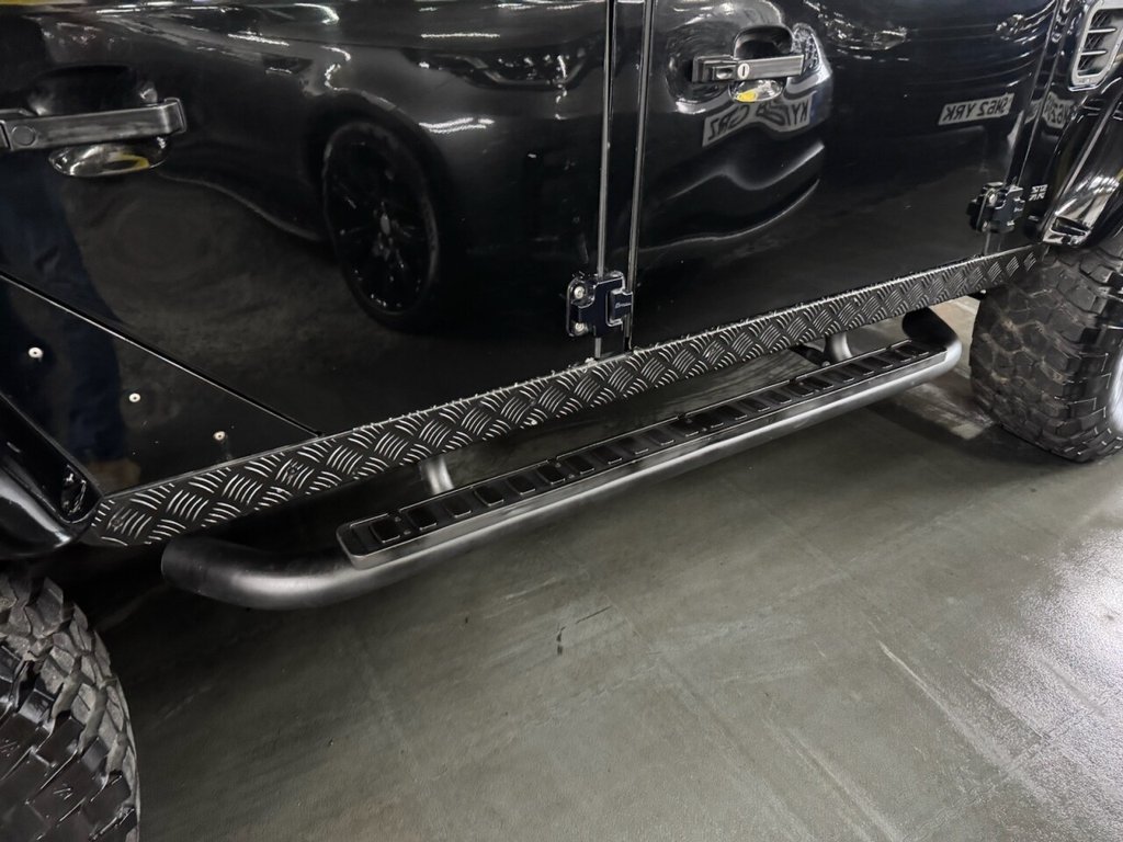 Used Land Rover Defender 2009 for sale - 76631873: Photo 5