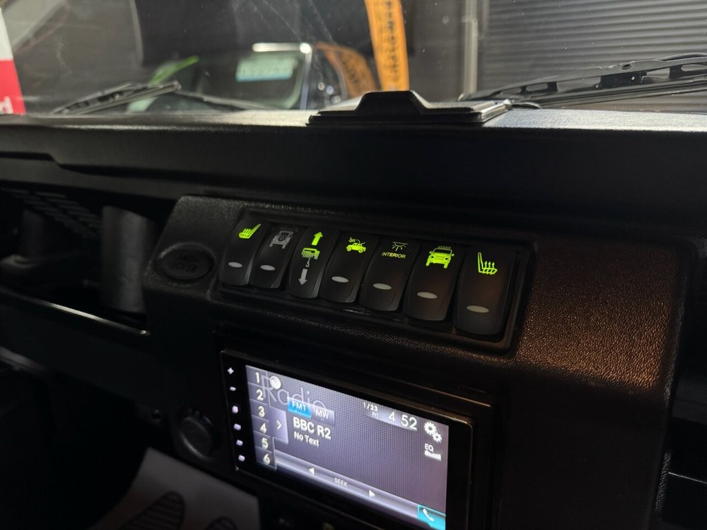 Used Land Rover Defender 1999 for sale - 77302726: Photo 25