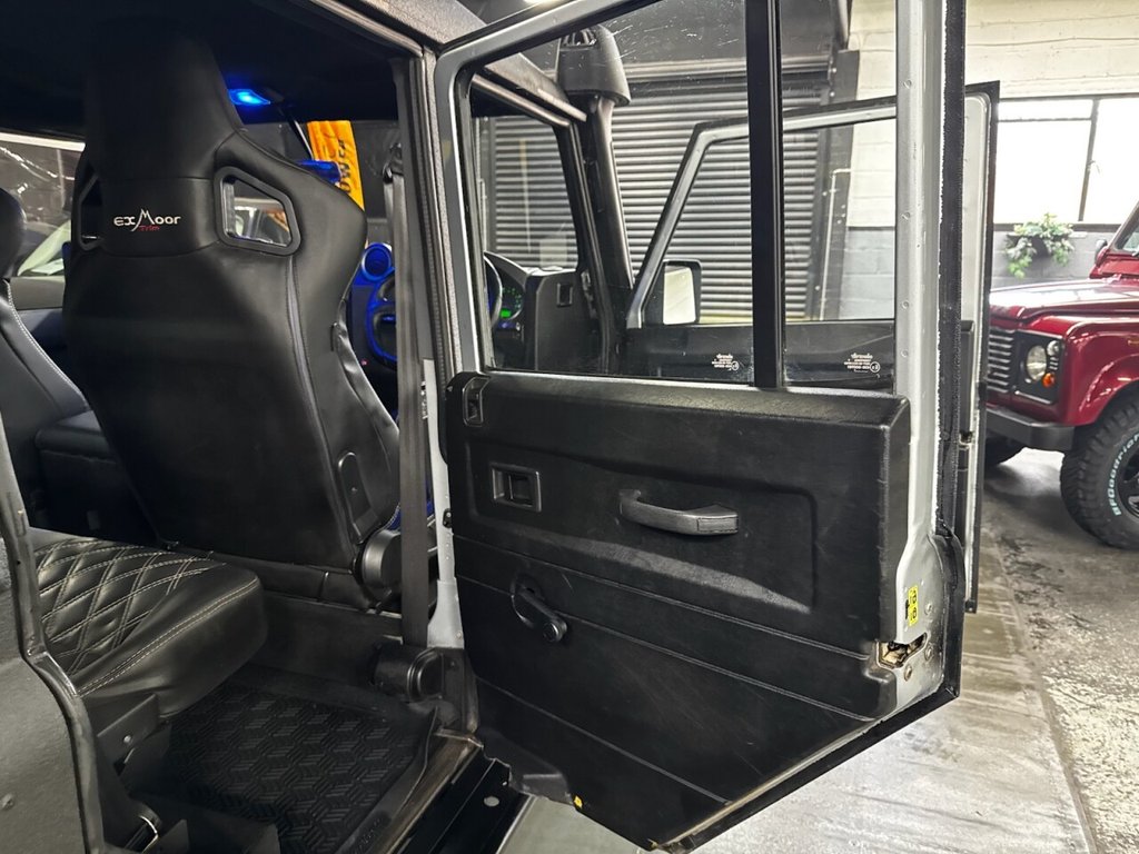 Used Land Rover Defender 2007 for sale - 78003302: Photo 22