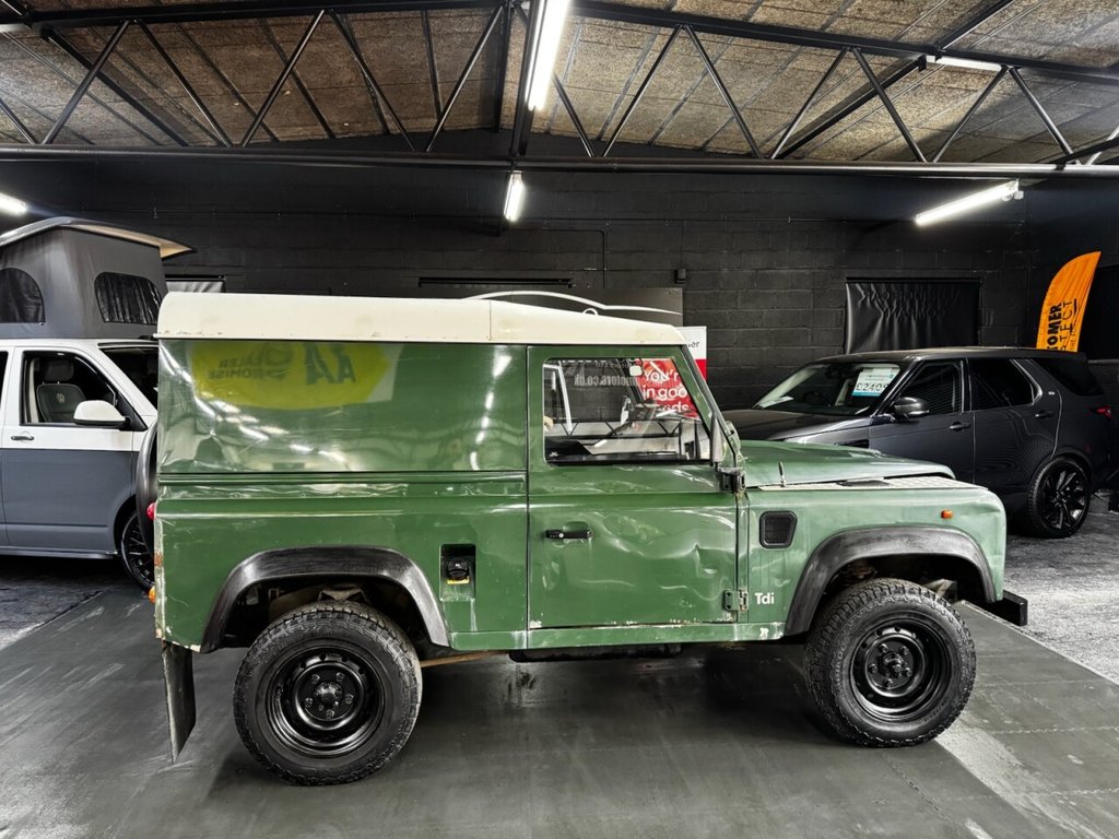 Used Land Rover Defender 1998 for sale - 77835378: Photo 3