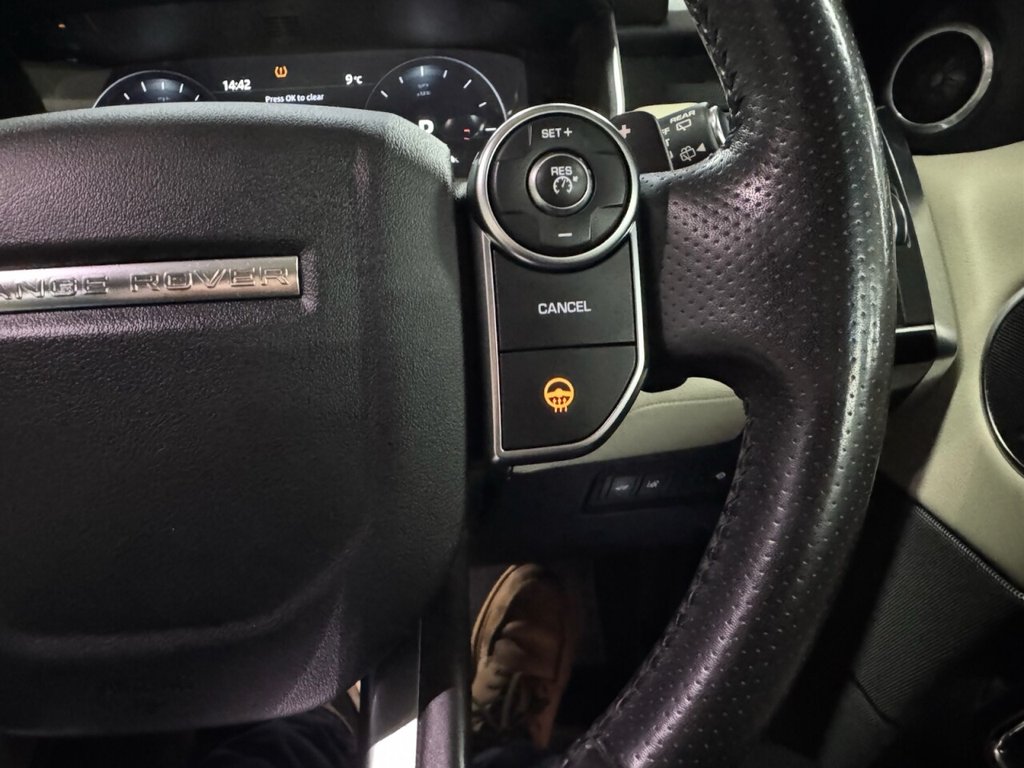 Used Land Rover Range Rover Sport 2017 for sale - 77507813: Photo 28