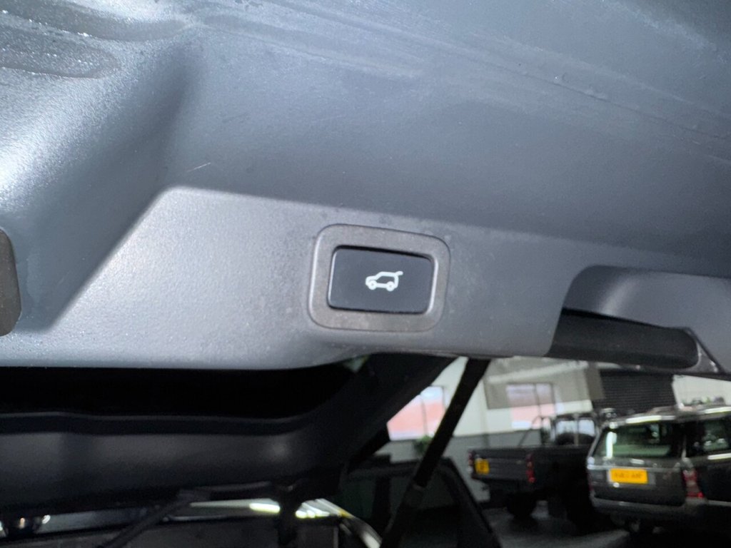 Used Land Rover Range Rover Sport 2017 for sale - 77507813: Photo 33