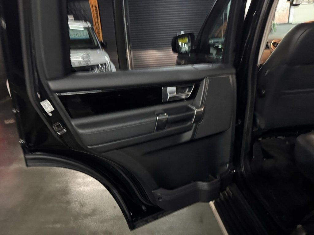Used Land Rover Discovery 2015 for sale - 76367586: Photo 32