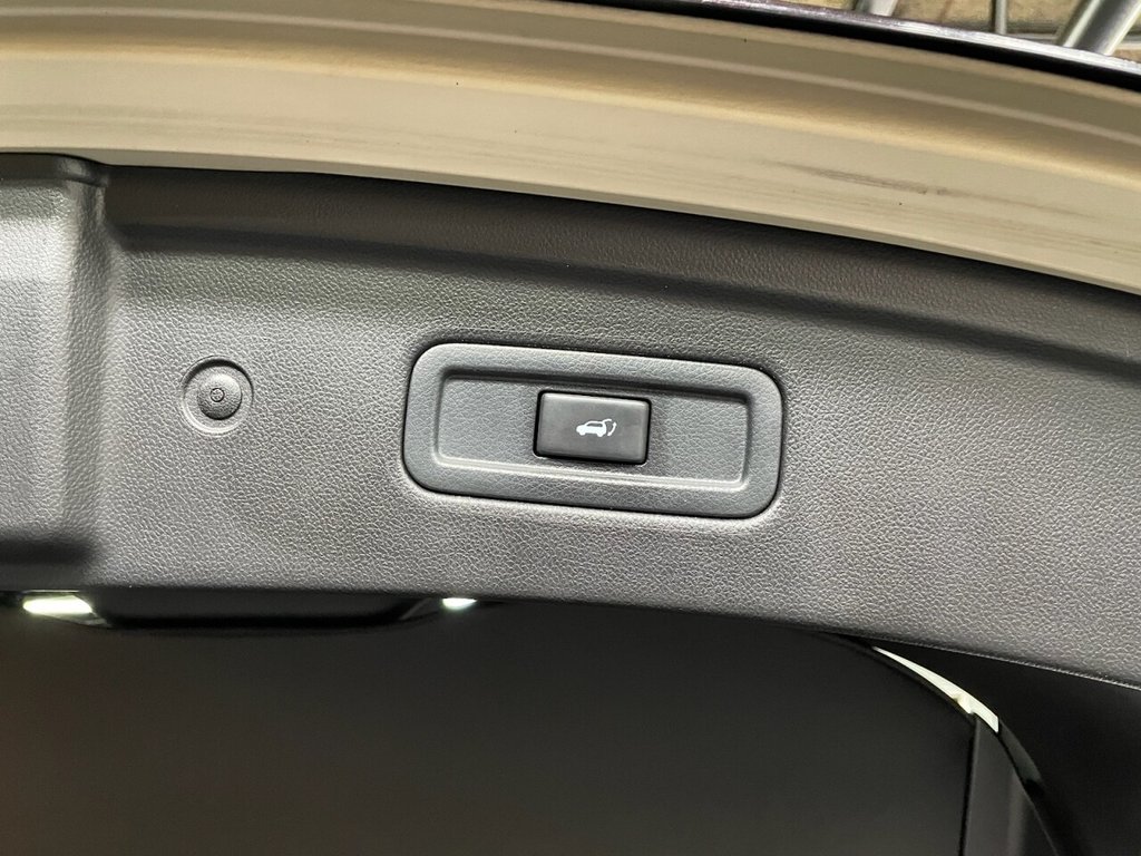 Used Infiniti QX70 2014 for sale - 77359848: Photo 32