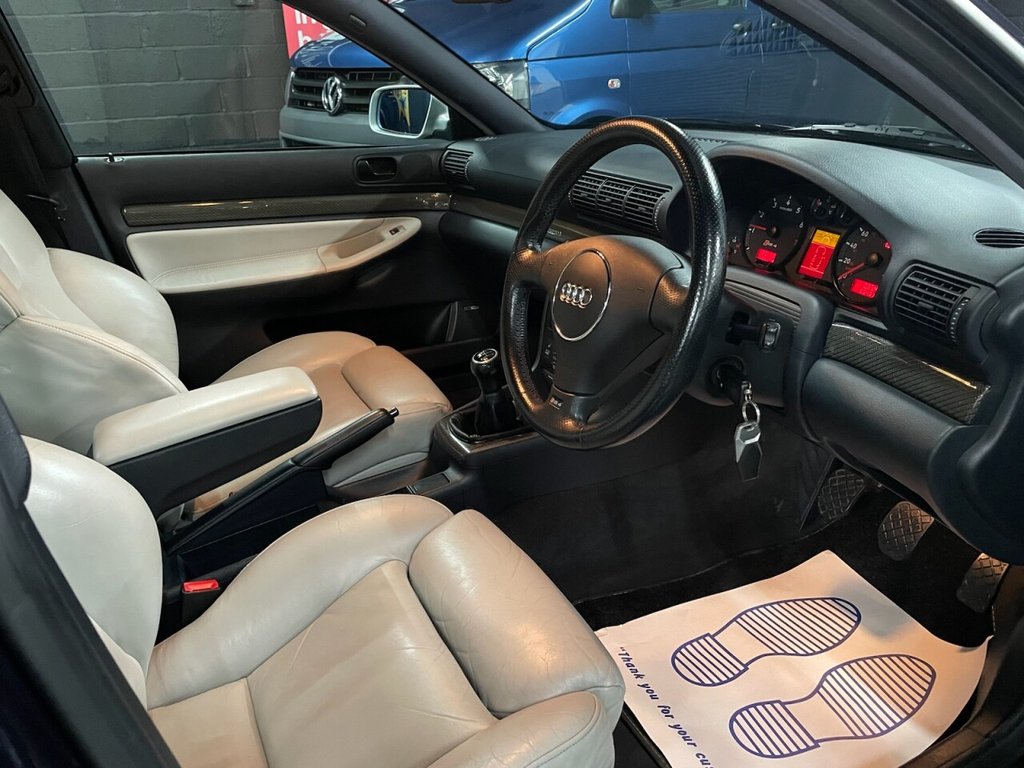 Used Audi RS4 2001 for sale - 76923683: Photo 28