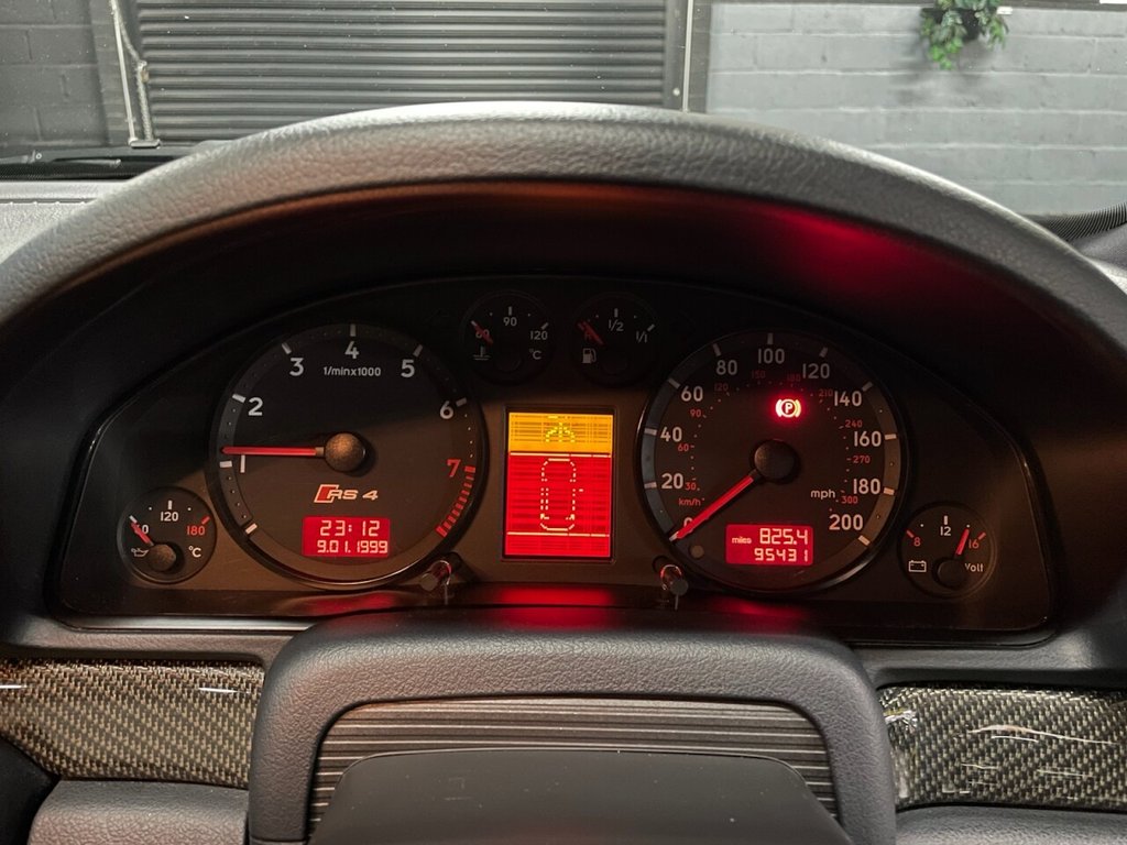 Used Audi RS4 2001 for sale - 76923683: Photo 31