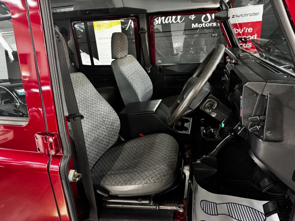 Used Land Rover Defender 2005 for sale - 77967230: Photo 12