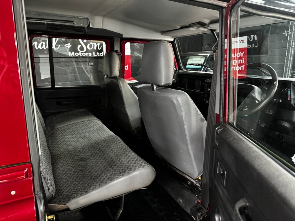 Used Land Rover Defender 2005 for sale - 77967230: Photo 16