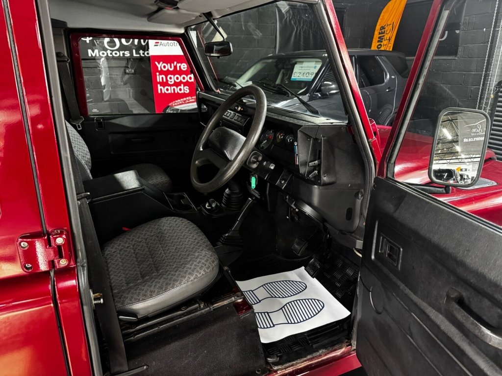 Used Land Rover Defender 2005 for sale - 77967230: Photo 30