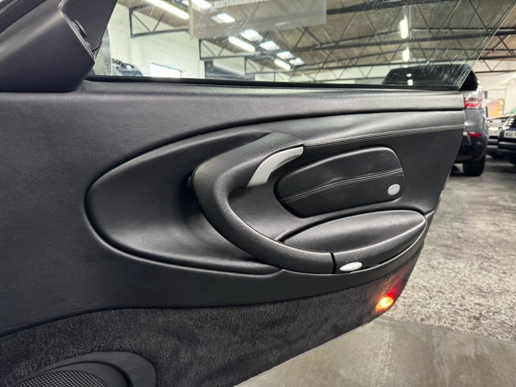 Used Porsche 911 2003 for sale - 77533949: Photo 13