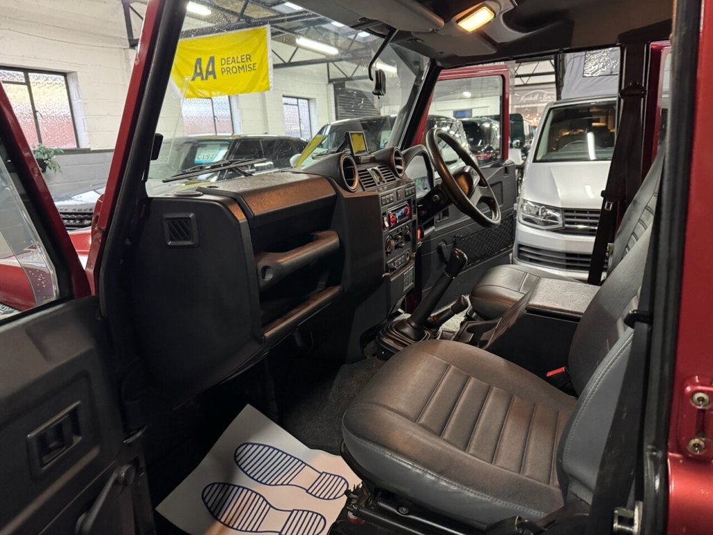 Used Land Rover Defender 2010 for sale - 77463683: Photo 21