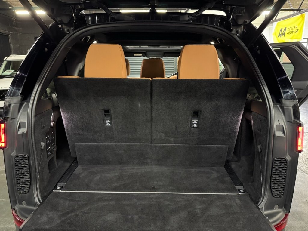 Used Land Rover Discovery 2017 for sale - 76333597: Photo 32