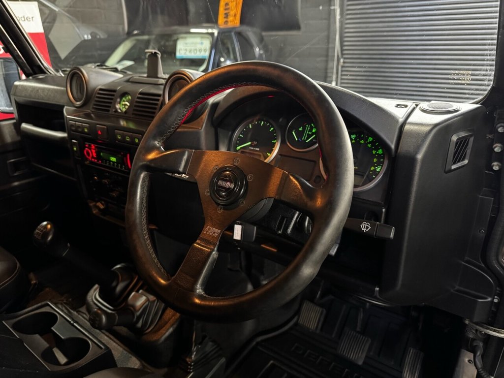 Used Land Rover Defender 2010 for sale - 77919918: Photo 22