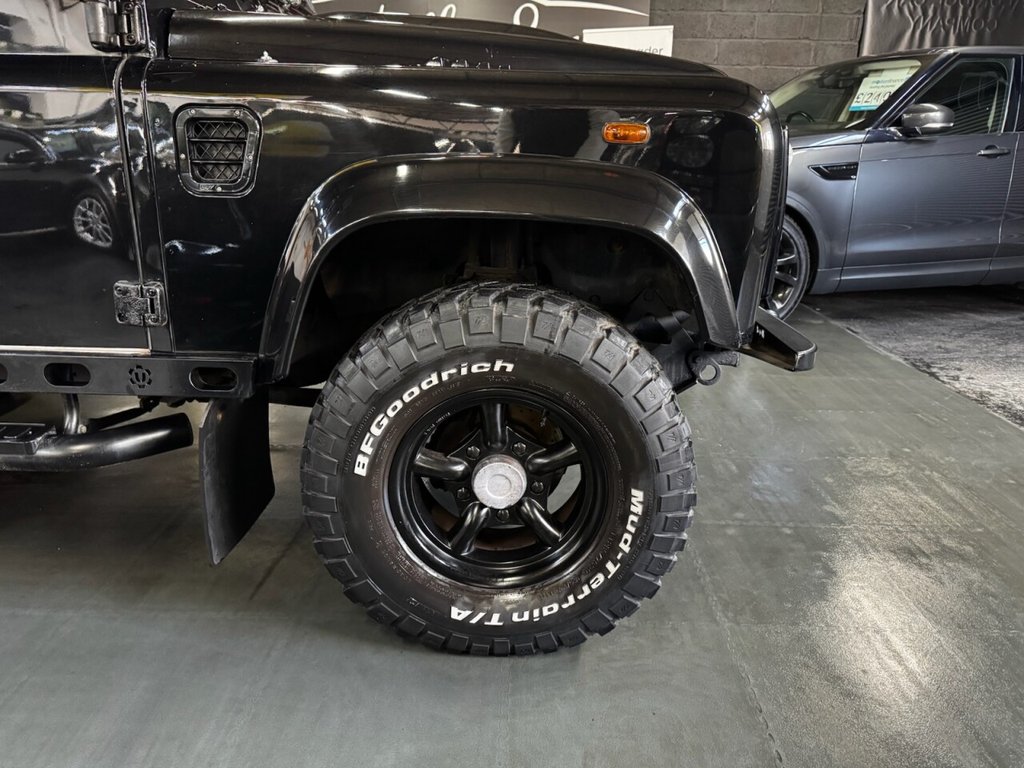 Used Land Rover Defender 2010 for sale - 77919918: Photo 4