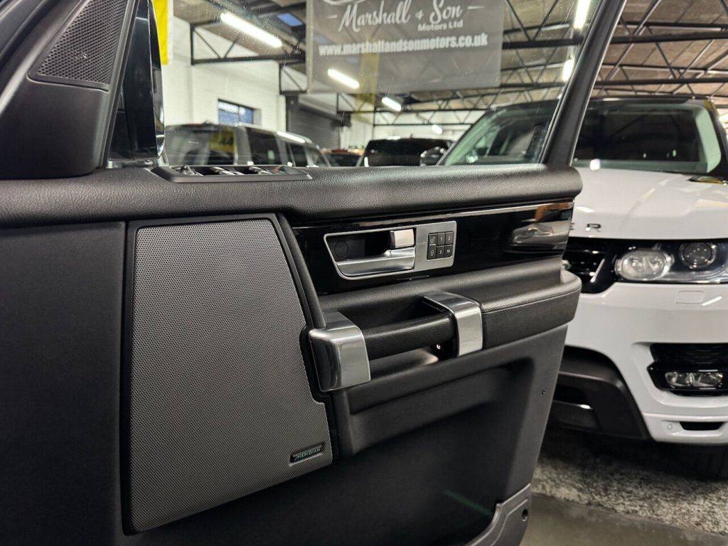 Used Land Rover Discovery 2014 for sale - 77263797: Photo 17