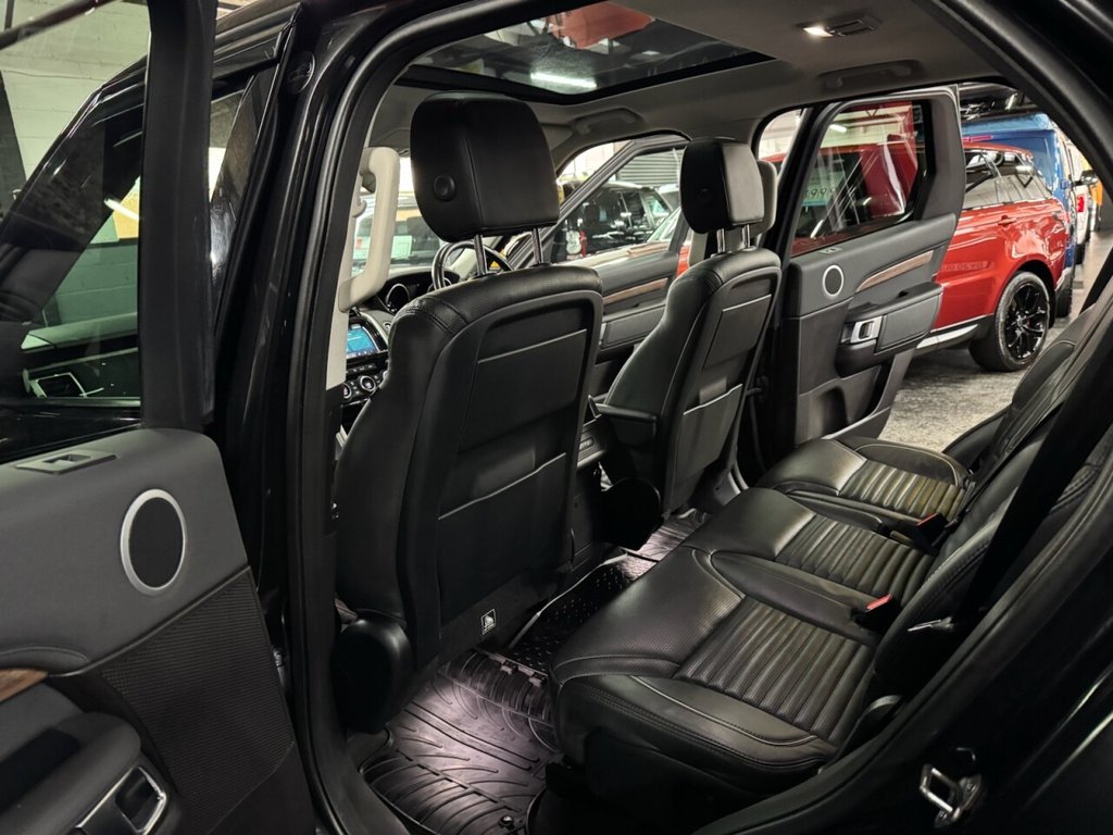 Used Land Rover Discovery 2017 for sale - 76642378: Photo 32