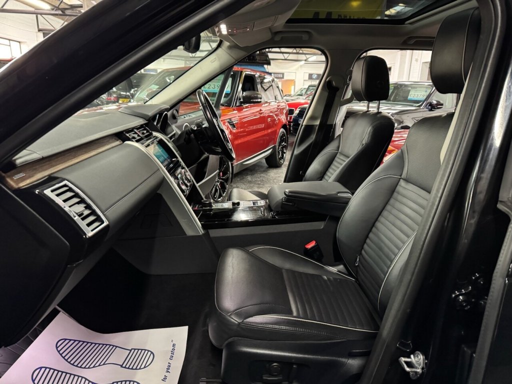 Used Land Rover Discovery 2017 for sale - 76642378: Photo 35