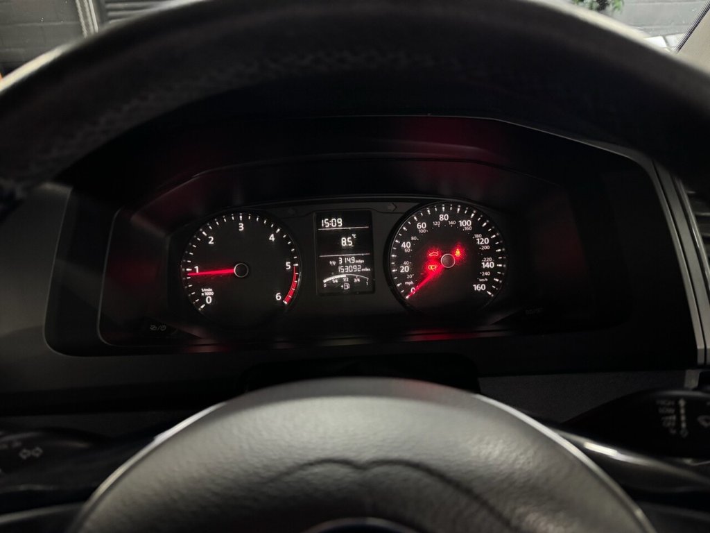 Used Volkswagen Transporter 2016 for sale - 77452371: Photo 24