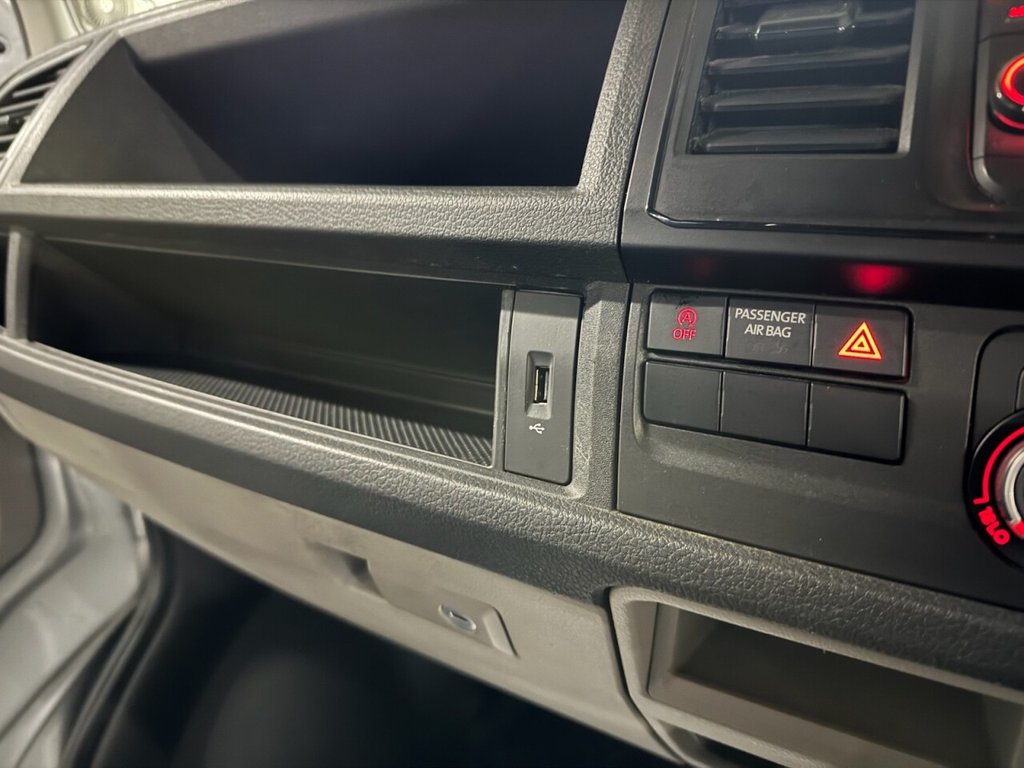 Used Volkswagen Transporter 2016 for sale - 77452371: Photo 27