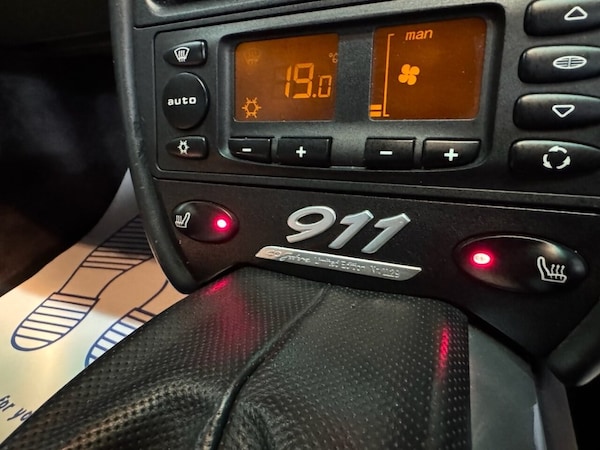Used Porsche 911 2004 for sale - 75585062: Photo 31
