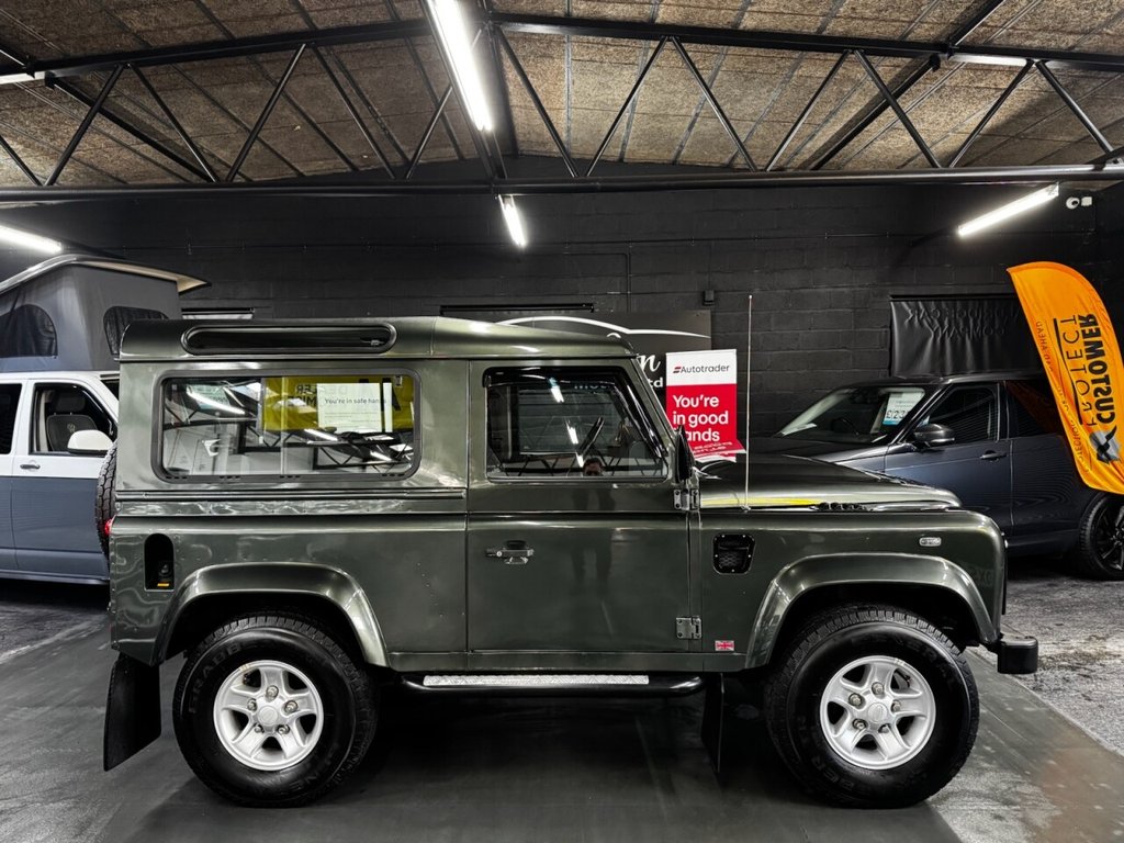 Used Land Rover Defender 2008 for sale - 78017859: Photo 3