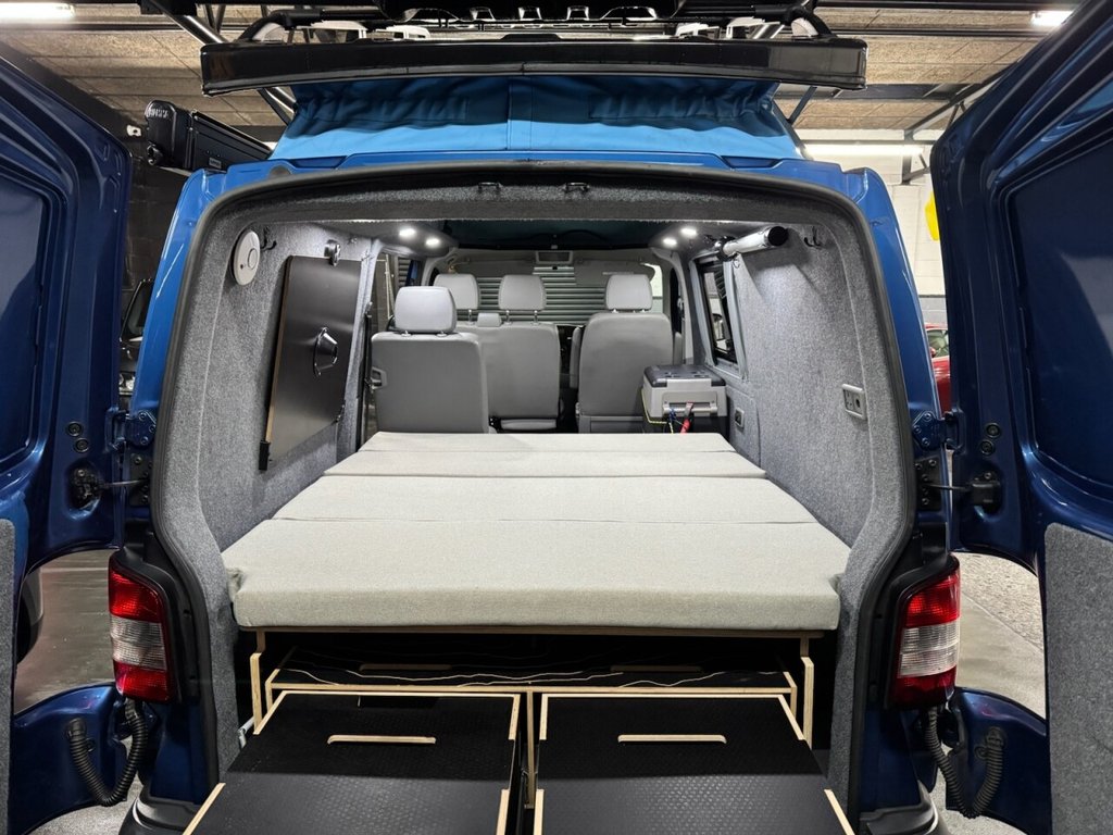 Used Volkswagen Transporter 2010 for sale - 76416908: Photo 10