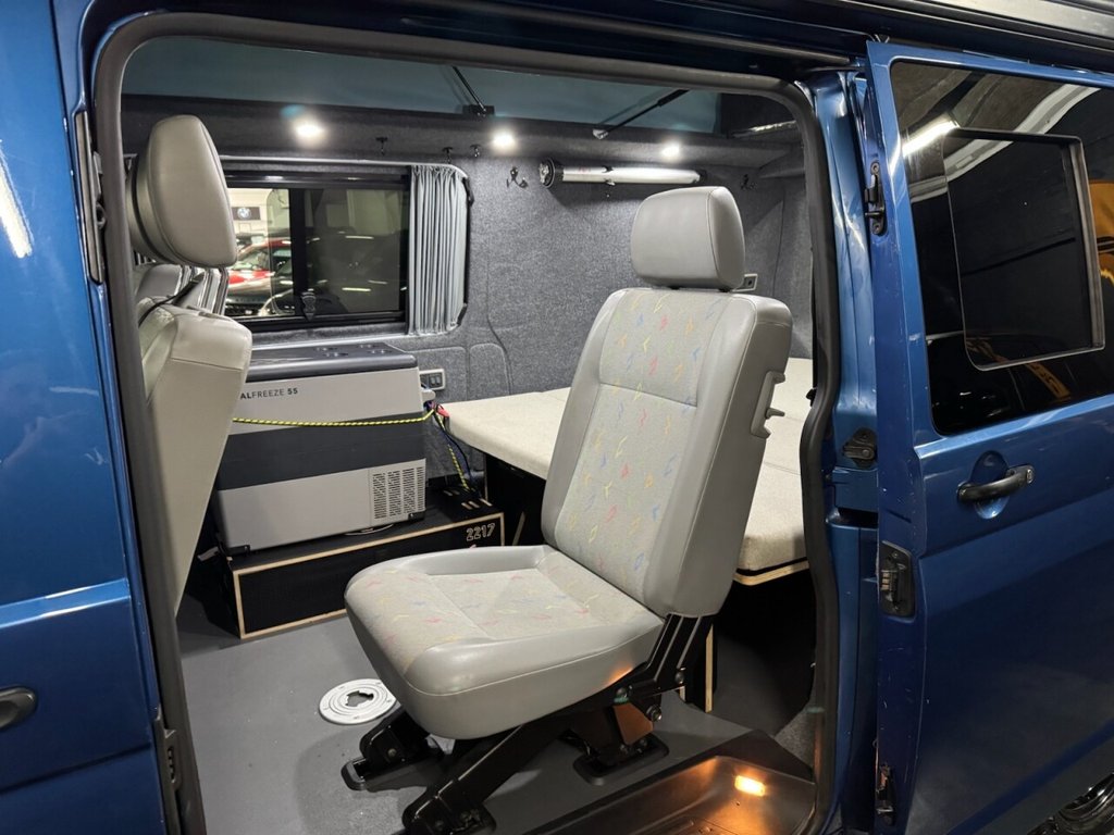 Used Volkswagen Transporter 2010 for sale - 76416908: Photo 17