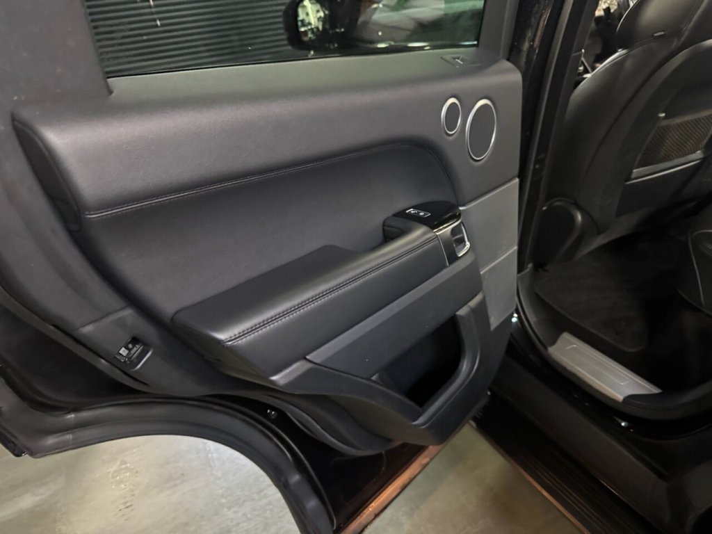 Vehicle 33