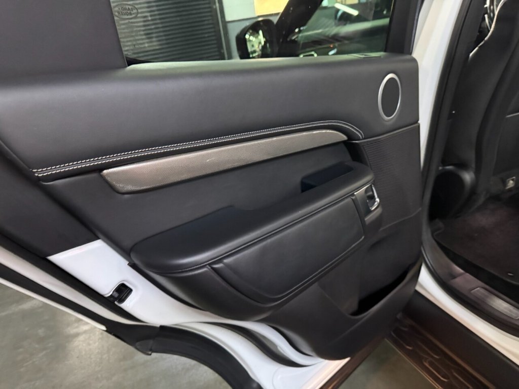 Used Land Rover Discovery 2017 for sale - 76570108: Photo 36