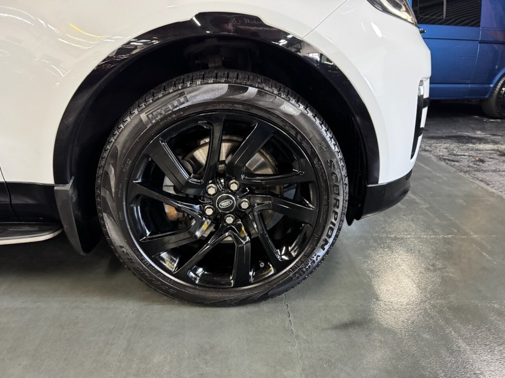 Used Land Rover Discovery 2017 for sale - 76570108: Photo 5