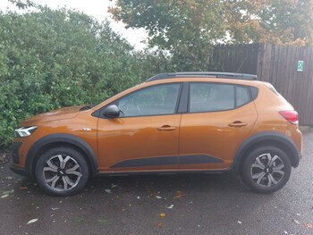 Used Dacia Sandero Stepway 2023 for sale - 77078122: Photo