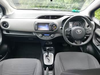 Used Toyota Yaris 2018 for sale - 79714200: Photo