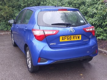 Used Toyota Yaris 2018 for sale - 79714200: Photo