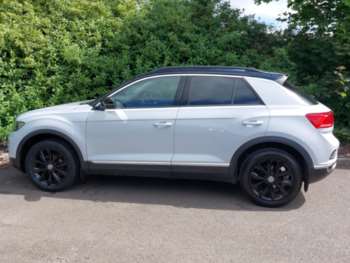 Used Volkswagen T-Roc 2019 for sale - 75089221: Photo