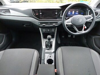 Used Volkswagen Polo 2024 for sale - 77410003: Photo