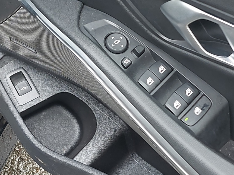 Used BMW 3 Series 2024 for sale - 76699819: Photo 15