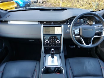 Used Land Rover Discovery Sport 2022 for sale - 77039277: Photo