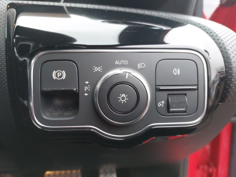 Used Mercedes-Benz A-Class 2019 for sale - 77669577: Photo 12