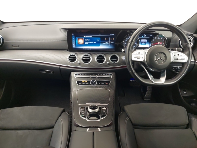 Used Mercedes-Benz E Class 2018 for sale - 76418774: Photo 2