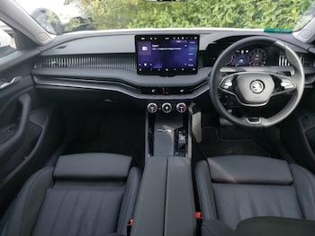 Used Skoda Superb 2024 for sale - 76687739: Photo