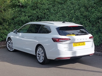 Used Skoda Superb 2024 for sale - 76687739: Photo