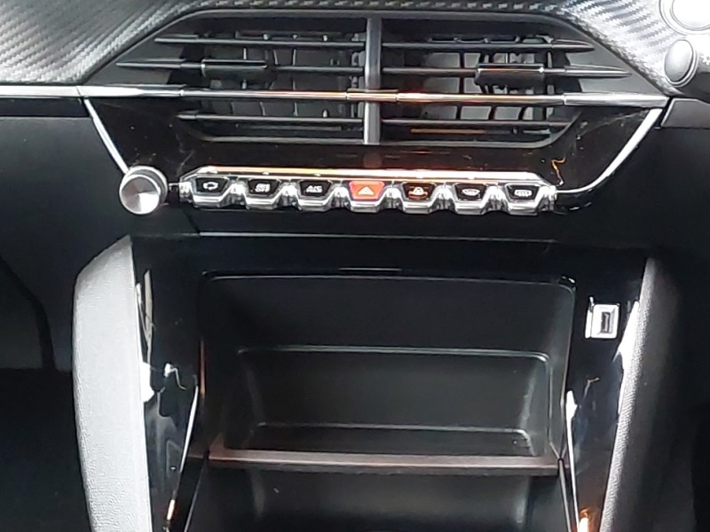 Used Peugeot 2008 2022 for sale - 77299613: Photo 11