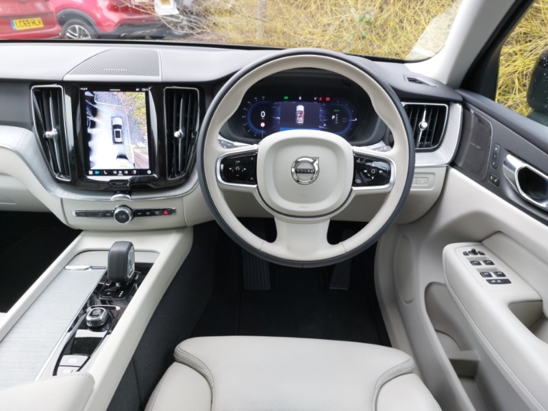 Used Volvo XC60 2024 for sale - 77197554: Photo 7