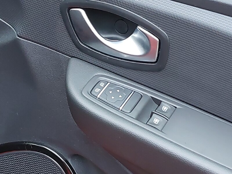 Used Renault Clio 2018 for sale - 77563011: Photo 13