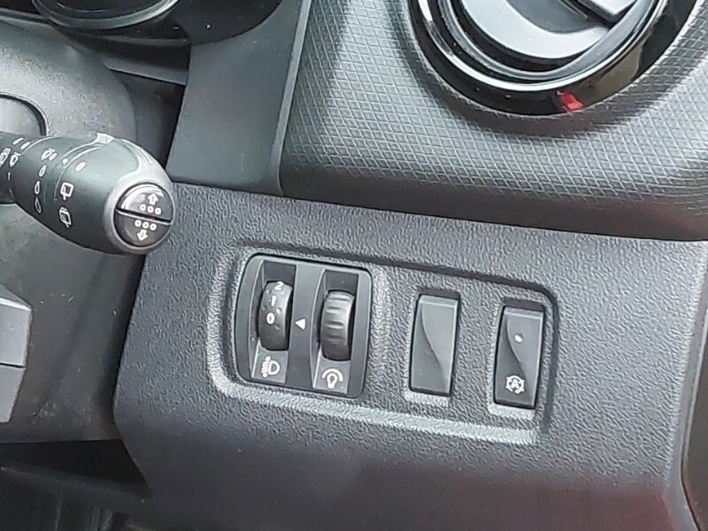 Used Renault Clio 2018 for sale - 77563011: Photo 14